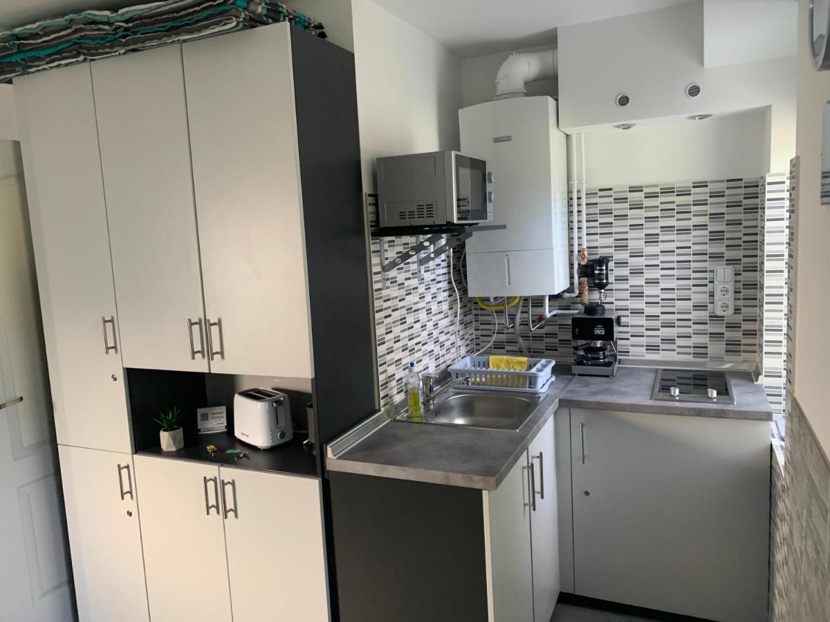 Komo Apartment Бік Екстер'єр фото