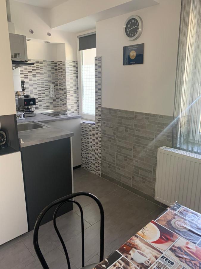 Komo Apartment Бік Екстер'єр фото